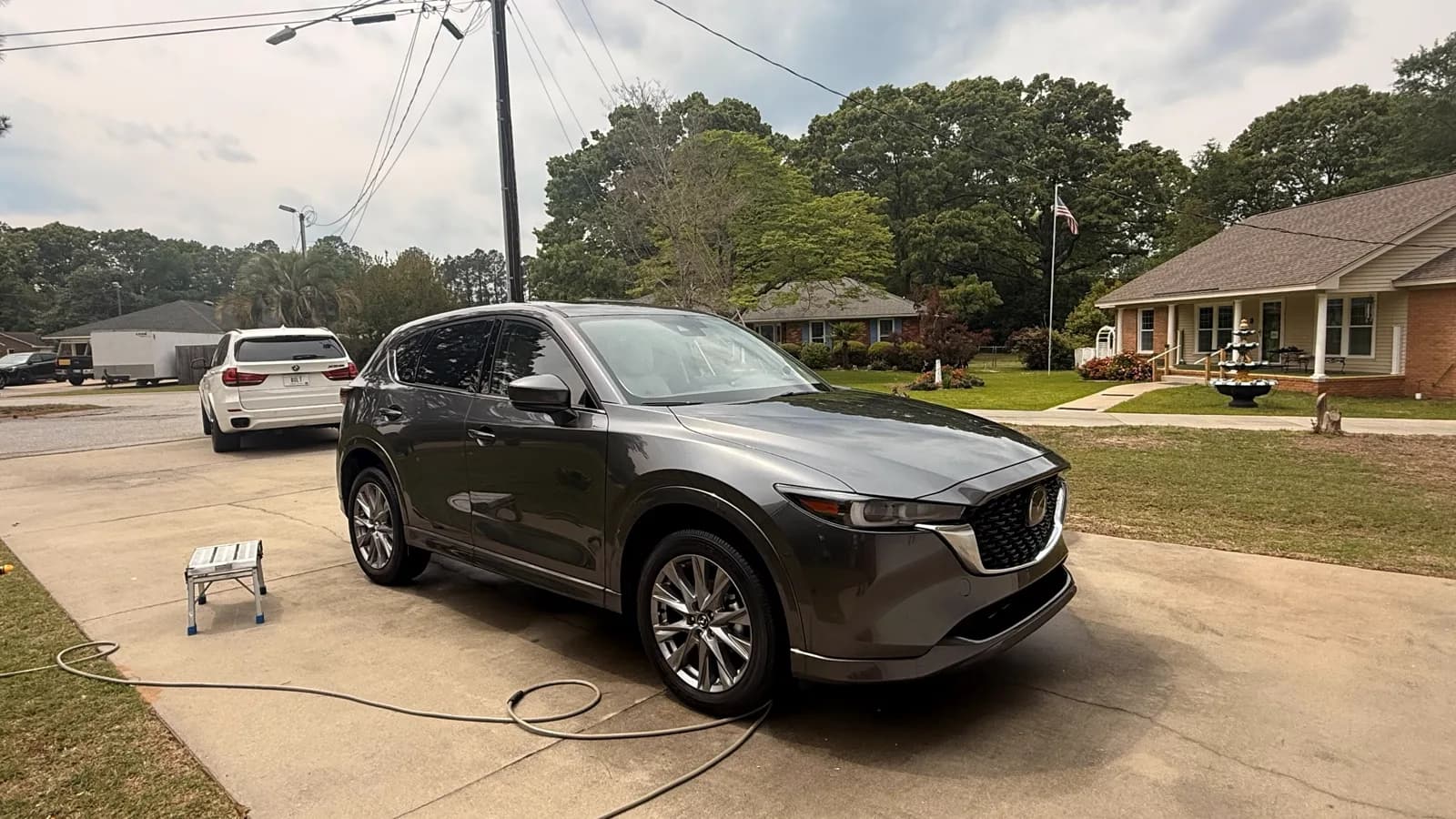 Detailed Mazda, side profile